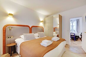 Spacious Apartment - Bastille