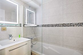 Amazing Duplex With Sauna 1br/4p in the Heart of the City of Orly