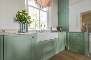 Nevern Square X by Onefinestay