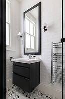 Nevern Square X by Onefinestay