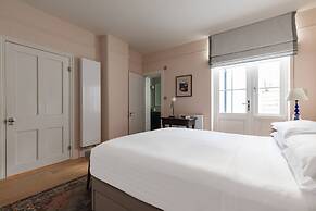 Nevern Square X by Onefinestay