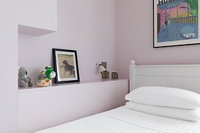 Nevern Square X by Onefinestay