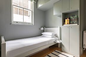 Nevern Square X by Onefinestay