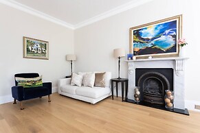 Egerton Gardens IX by Onefinestay