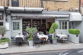 Egerton Gardens IX by Onefinestay