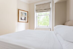 Egerton Gardens IX by Onefinestay