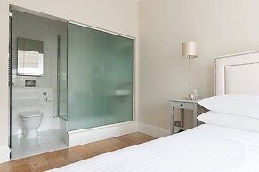 Egerton Gardens IX by Onefinestay