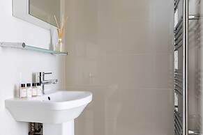 Pembridge Villas VI by Onefinestay