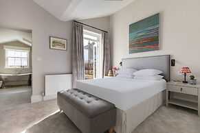 Callcott Street IV by Onefinestay