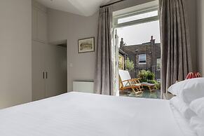 Callcott Street IV by Onefinestay