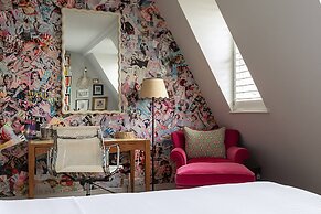 Chesilton Road by Onefinestay