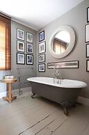 Chesilton Road by Onefinestay