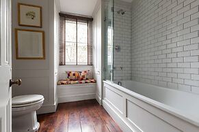 Chesilton Road by Onefinestay