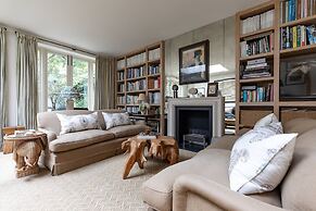 Chesilton Road by Onefinestay