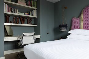 Chesilton Road by Onefinestay