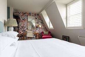 Chesilton Road by Onefinestay