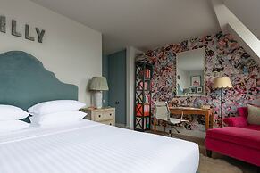 Chesilton Road by Onefinestay