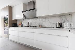 Fentiman Road II by Onefinestay
