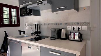 Amazing Duplex With Sauna 1br/4p in the Heart of Orly, Close to Paris