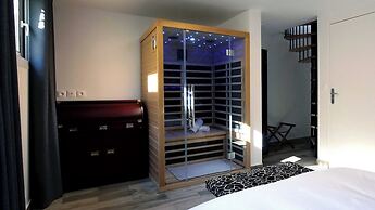 Amazing Duplex With Sauna 1br/4p in the Heart of Orly, Close to Paris