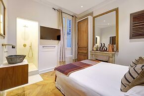 Charm and Elegance for 8p/3br - Grands Boulevards