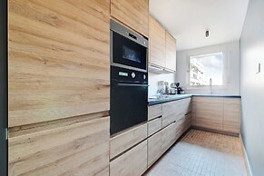 Charming Apartment - 2br/4p - Eiffel Tower