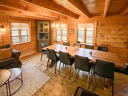 10 Person Holiday Home in Kvinesdal