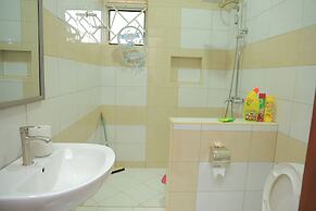 Najjera, Kampala 1bed With Balcony, Wifi & Parking