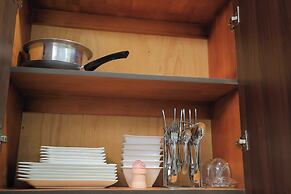 Najjera, Kampala 1bed With Balcony, Wifi & Parking