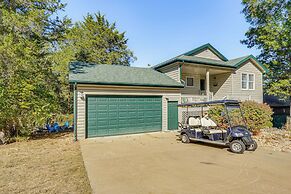 Resort Amenities & Lake Access: Camdenton Retreat