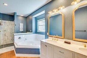 Resort Amenities & Lake Access: Camdenton Retreat