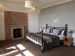 Beautiful Pendine Manor House in West Wales