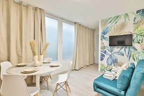 Newly Renovated Appartement Canal de L'ourq