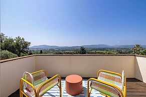 Sublime Apartment in Provencal Villa - 1br/2p