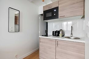 Peaceful Studio -2p- Moulin Rouge