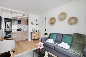 Peaceful Studio -2p- Moulin Rouge