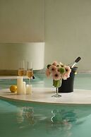 Yakamoz qianchuan Hotel