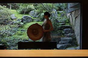 Yakamoz qianchuan Hotel