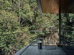 Yakamoz qianchuan Hotel