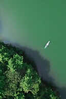 Yakamoz qianchuan Hotel