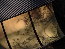 Yakamoz qianchuan Hotel