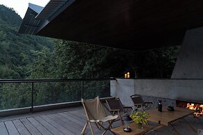 Yakamoz qianchuan Hotel