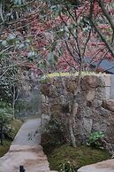 Yakamoz qianchuan Hotel