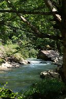 Yakamoz qianchuan Hotel