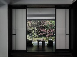 Yakamoz qianchuan Hotel