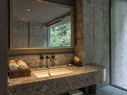 Yakamoz qianchuan Hotel