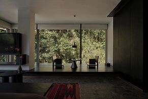 Yakamoz qianchuan Hotel