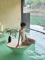 Yakamoz qianchuan Hotel