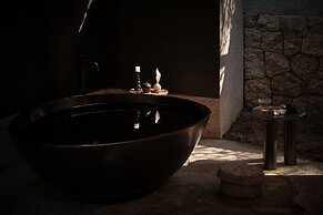 Yakamoz qianchuan Hotel