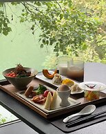 Yakamoz qianchuan Hotel